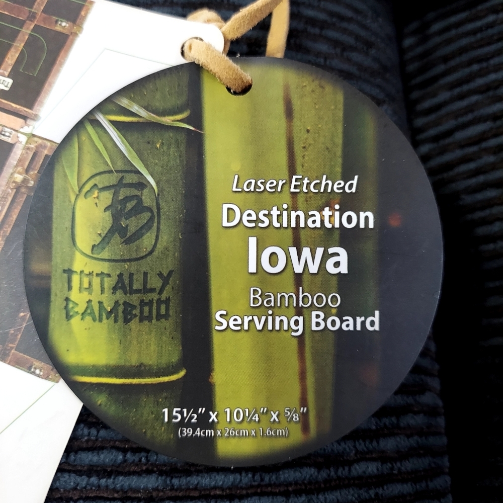 Iowa State Map Bamboo Serving/Charcuterie Board - Natural Wood - Picture 4 of 4
